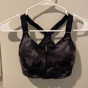 Old Navy in motion sports bra